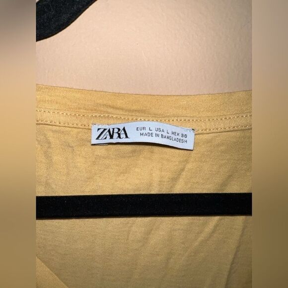 Zara Size Large Golden Yellow Short Sleeve V-Neck Shirt - Picture 2 of 4